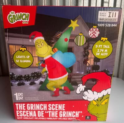 New "THE GRINCH SCENE" Holiday (Christmas) Airblown Inflatable
